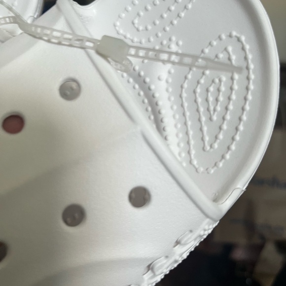 Crocs Classic White Slide Sandals - Picture 14 of 15